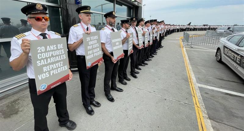 Air Canada pilots could strike as early as Sunday